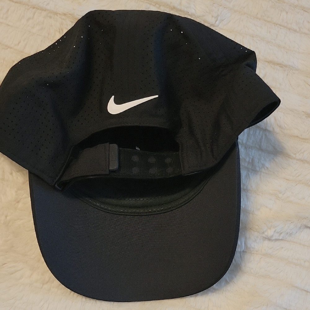 Nike Golf Black Hat with White Swoosh - Picture 4 of 6